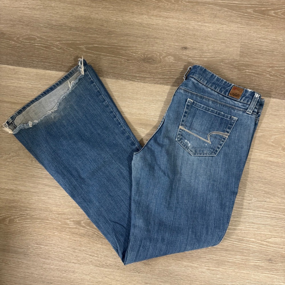 American Eagle Real Flare Jeans Women 14 Long Blue Denim Low Rise Distressed Hem